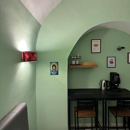 לינה וארוחת בוקר נאפולי Casa Carmeli מראה חיצוני תמונה