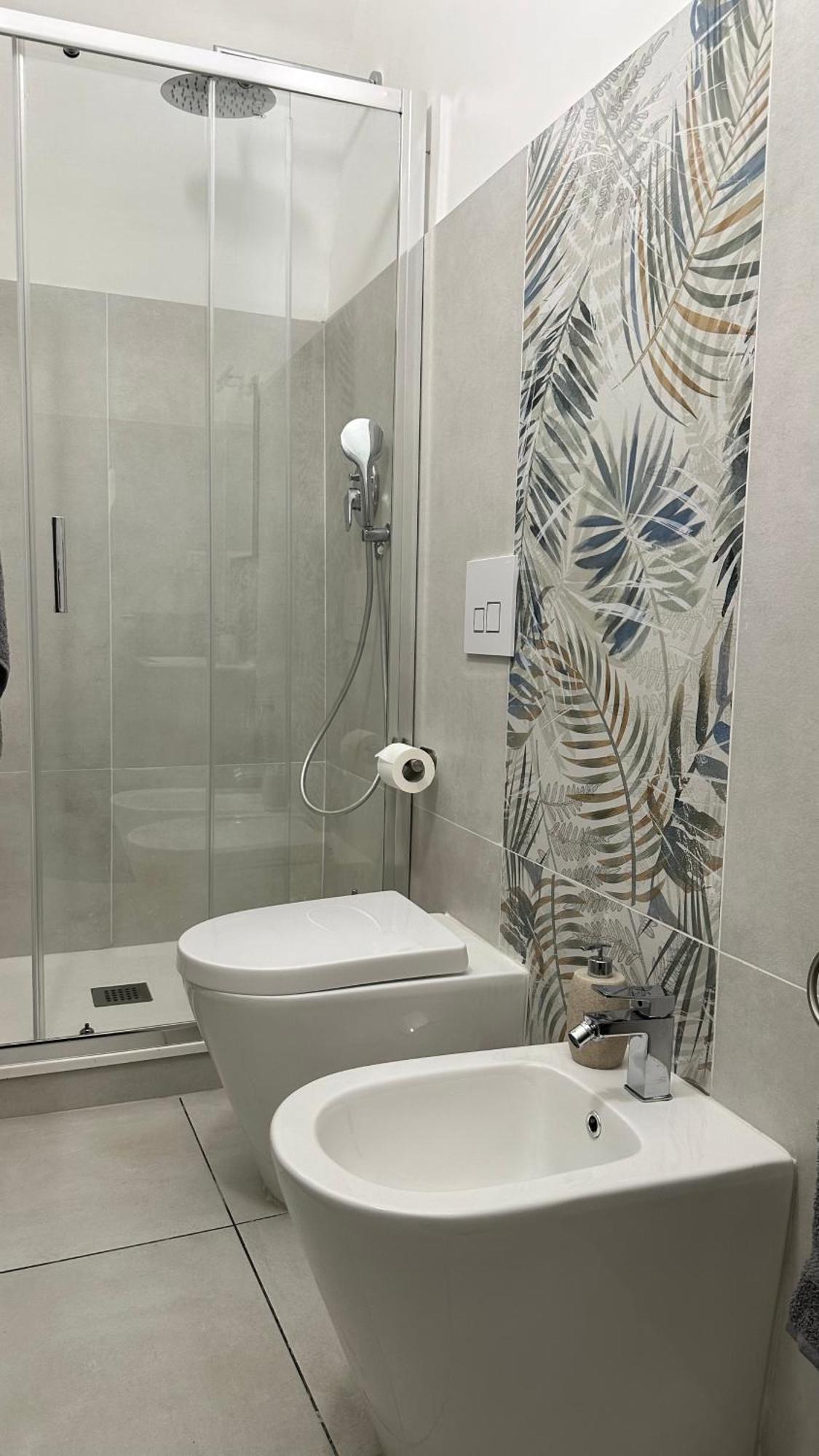 לינה וארוחת בוקר נאפולי Casa Carmeli מראה חיצוני תמונה