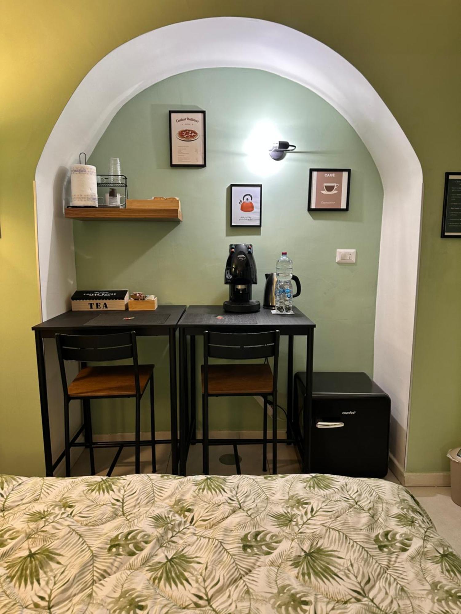 לינה וארוחת בוקר נאפולי Casa Carmeli מראה חיצוני תמונה